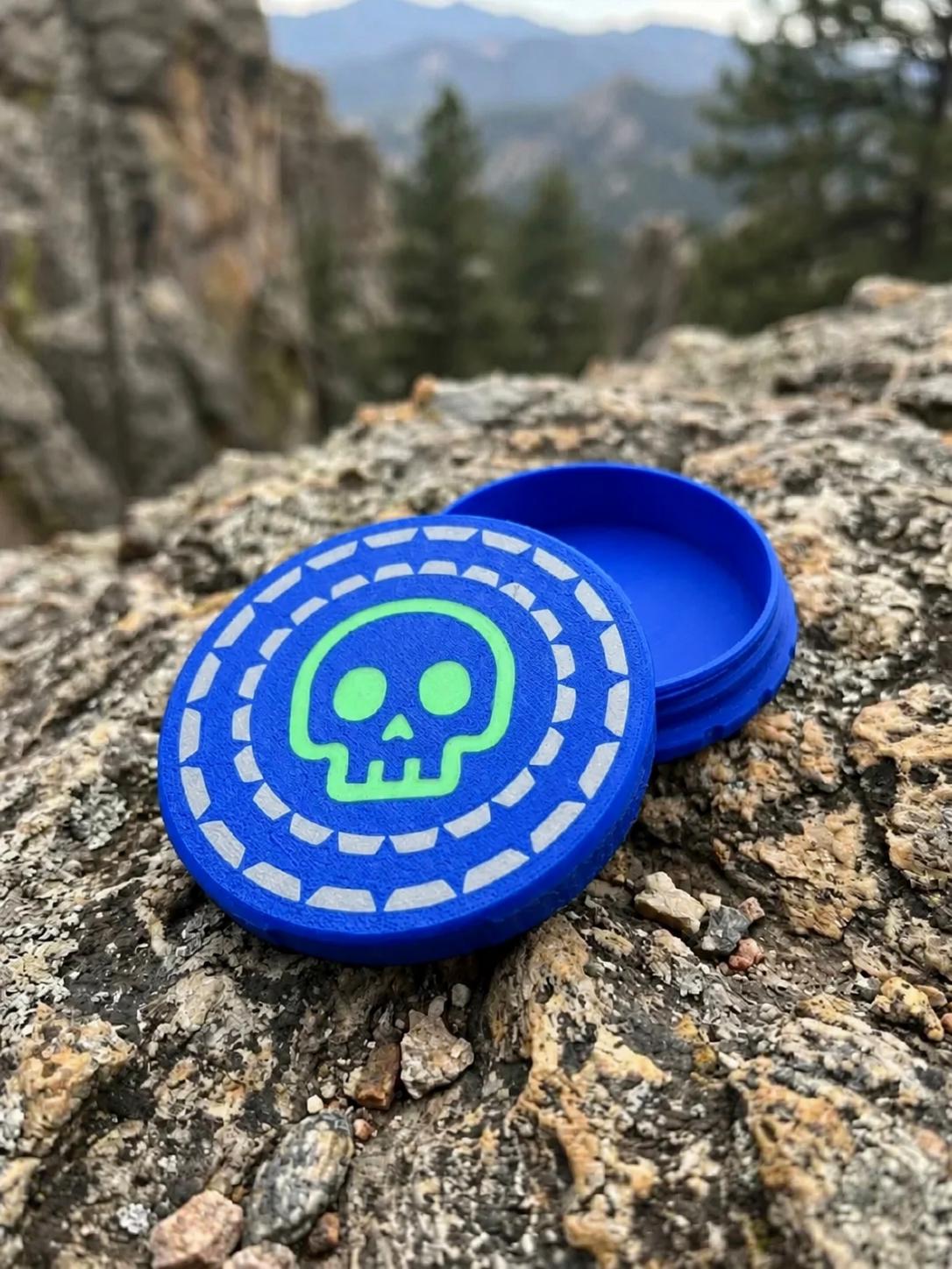 Slim Pocket Storage Container, Tactical Screw Top Utility Capsule, EDC Gear Container. Gift for outdoor hunter dad